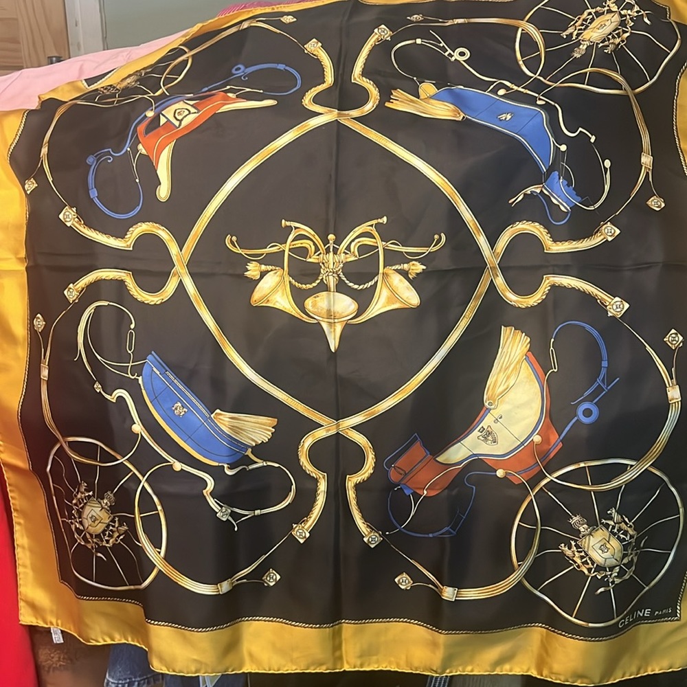 Authentic Celine Vintage 100% Silk Scarf – Equestrian Carriage Print - Picture 3 of 5